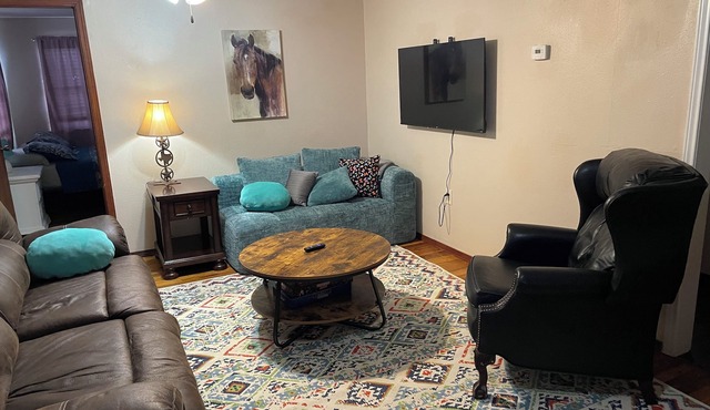 The Monroe House: Comfy 3-bedroom House in New Deal