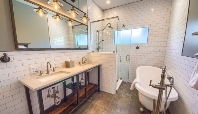 The Monty #2- Luxury,Downtown, near the River Walk