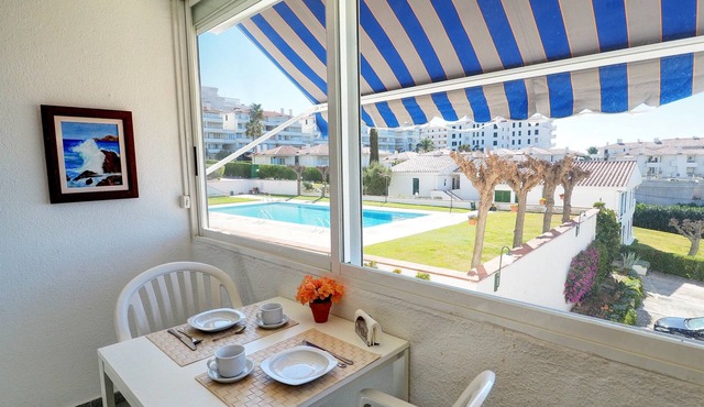 The Moon Studio by Hello Homes Sitges