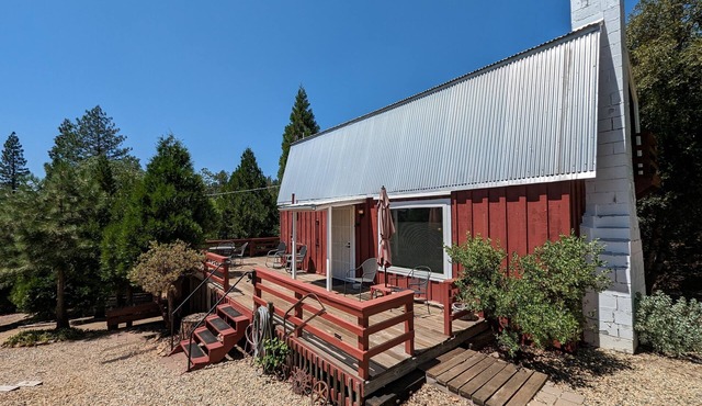 The Moore's Cabin