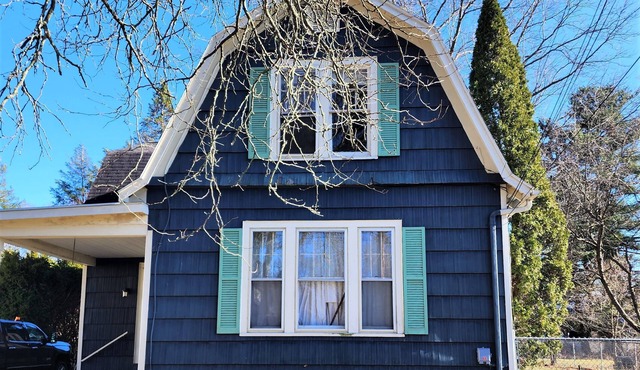 The Morning Glory Craftsman