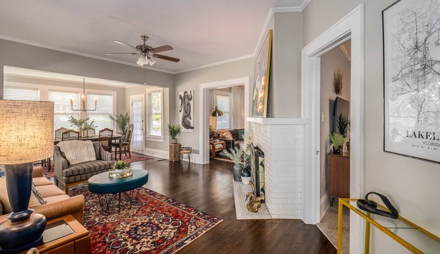 The Morton House, Historic Downtown, 5Bed, Sleeps8
