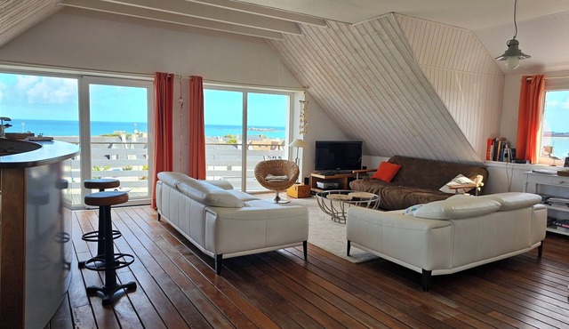 The most beautiful sea view in Brittany for your vacation in this 5-star loft ⭐️