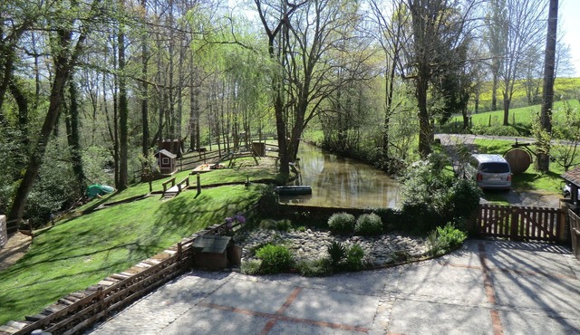 the Moulin Lère 4-6 people in the heart of Béarn, in the countryside