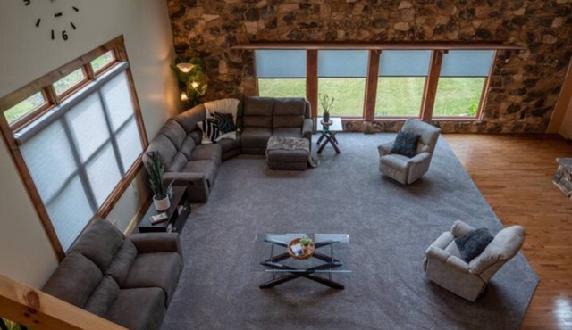 The Mountain Lodge | 8 Bed, 3.5 Bath