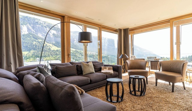 The Mountain Suites Luxurious 134m2 apartment (3.5 rooms).
