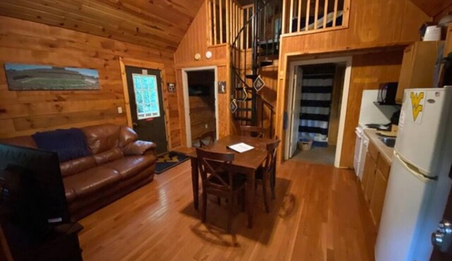 The Mountaineer Cabin