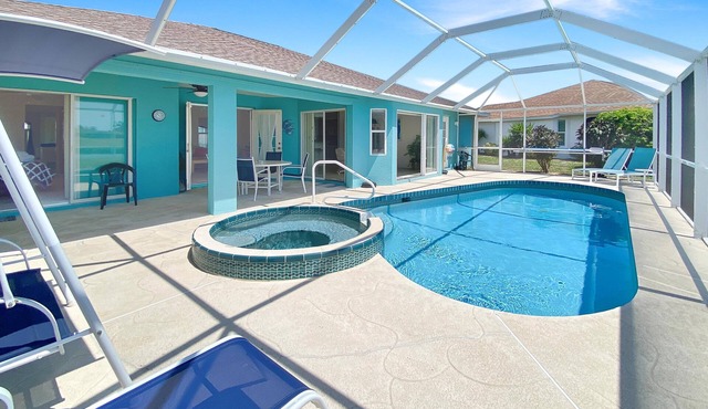 The Mumbles, full refund*, heated pool, sleeps 6