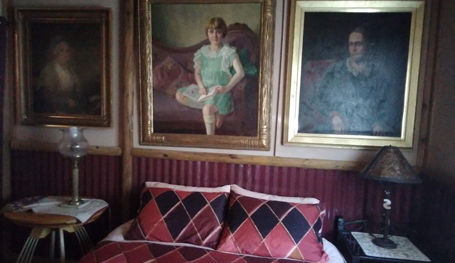 "THE Museum room" at La Loma del chivo