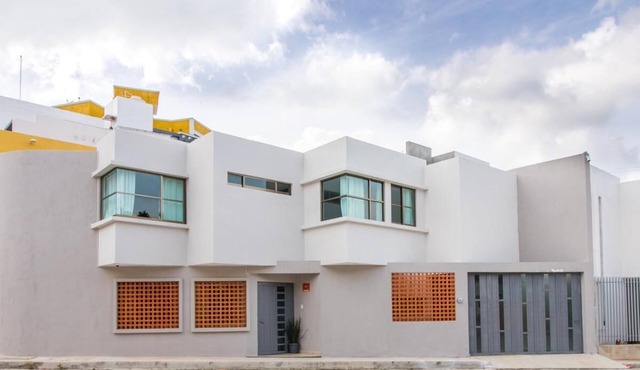 The house of Glory