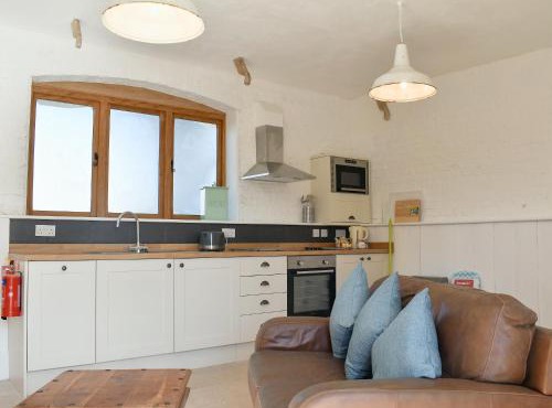 The Nag's Stable - Ukc4136