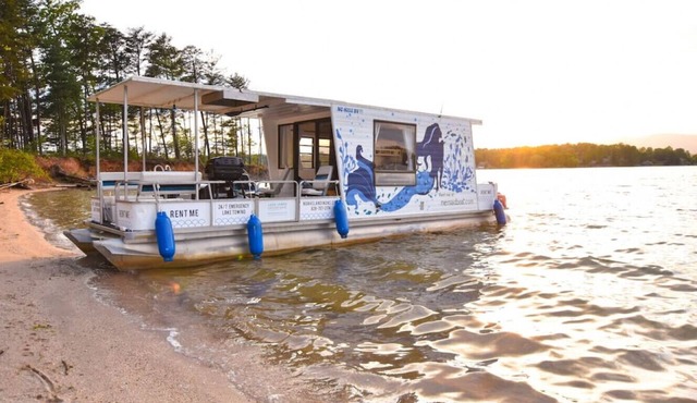 The Narai - A Mermaid Houseboat on Lake James, NC
