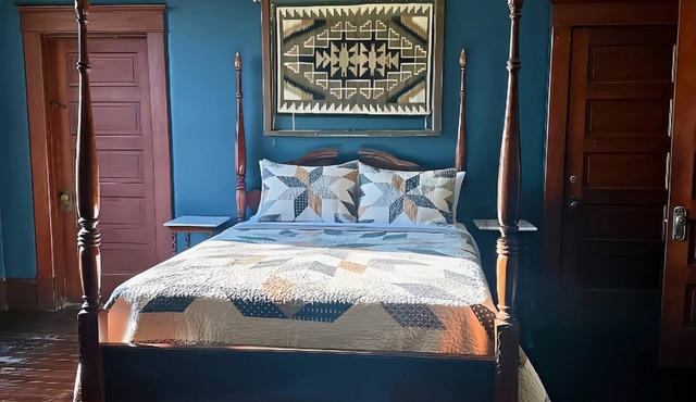 The Native Suite w/Private Full Bath