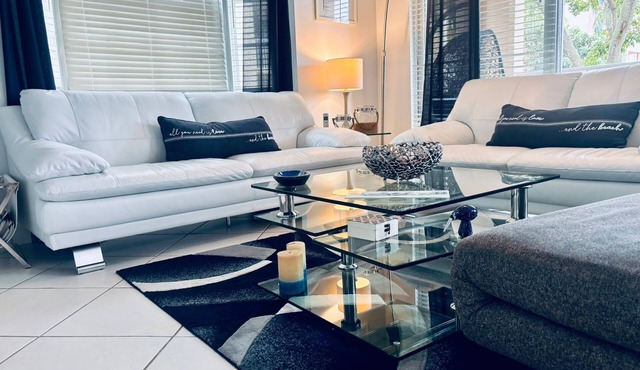 THE NAUTICAL! FULLY EQUIPPED 3 BD 2BA APT AT AVENTURA YACHT CLUB!