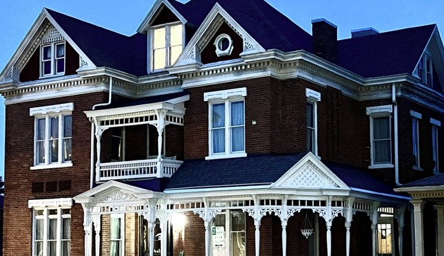 The Nesbitt House - Suite 136