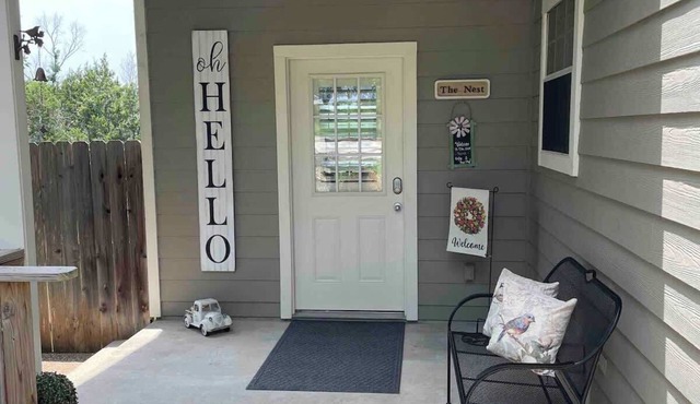 The Nest 1 Bedroom Suite 12 min from Magnolia