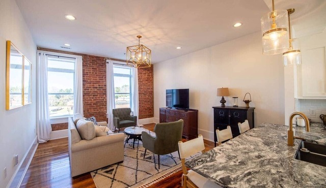 The Nest Above - Sparrow Suite