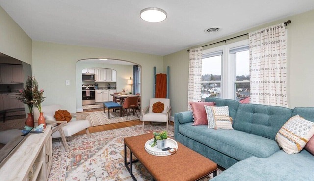 The Nest: Cozy Staunton Apartment + Walk Downtown