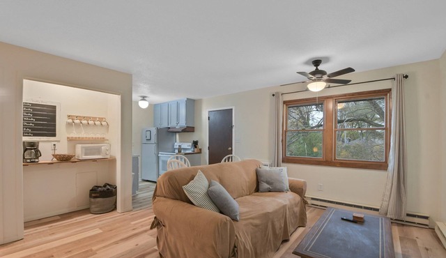 The Nest in Monticello - Cozy, 2nd Floor Apartment