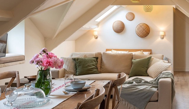 The Nest - pet friendly in Slad near Stroud