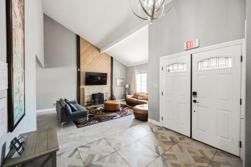 The New Luxe Villa