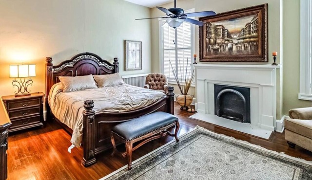 The Nicketti Johnston Room