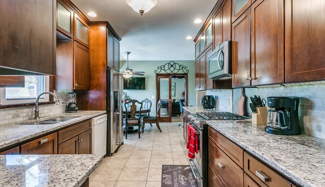 The Nico House - Your OKC Home Away From Home!