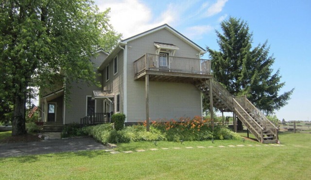 The Nigh Place, Studio Apartment, King Bed, 55"TV