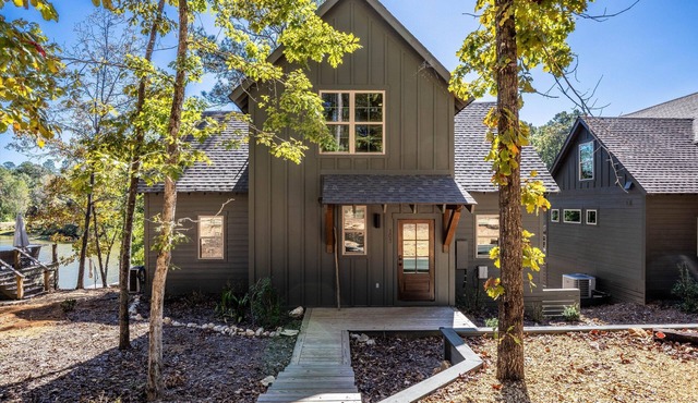 The Night Owl at Lake Martin - 3BR/3BA Home in Eclectic