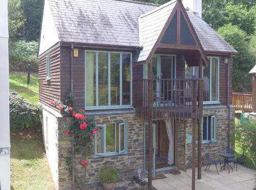 The Nineteenth, Oakridge St Mellion, Free Golf/SPA