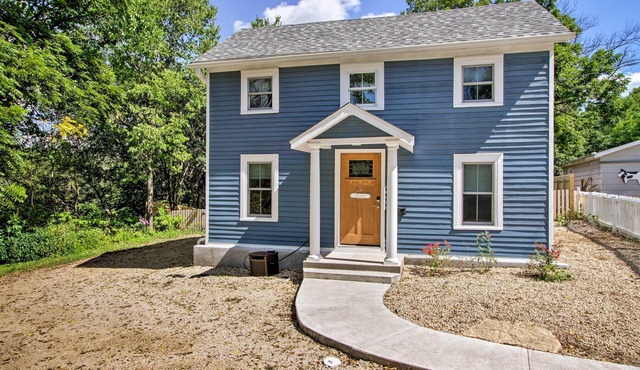 The Nook: Downtown Galena Cottage w/hot tub & fire pit!