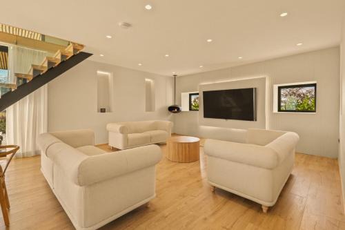 The Nordic Barn - North East Escapes