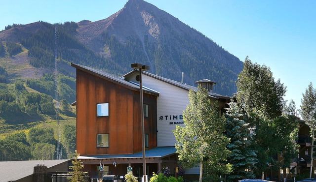 The North Face, Hot tub, Timbers Condo, Shuttle