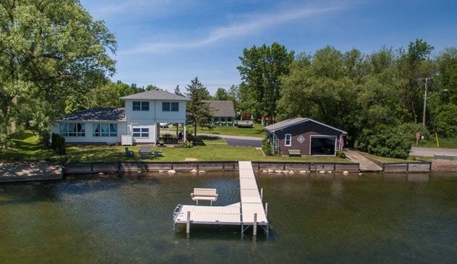The North Star of Honeoye: Family Friendly, Great View of Honeoye Lake!
