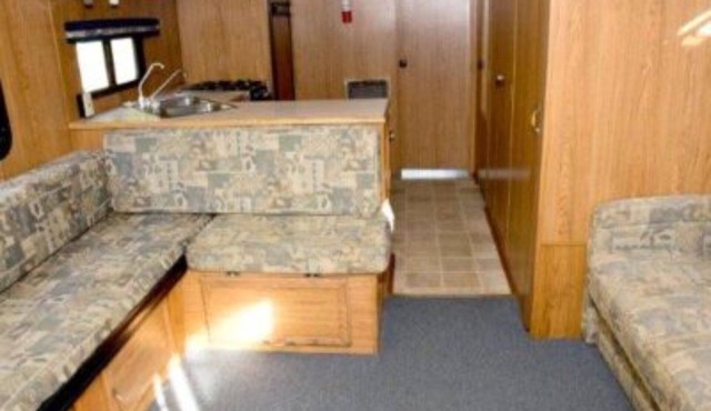 The Northern Houseboat at Timber Bay