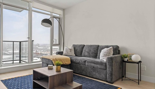 The Nova - Stampede Views & Free Parking!