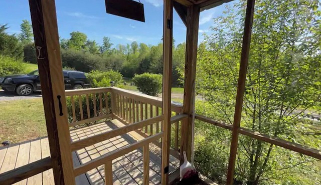 The Oak Oasis - Gorgeous views and a hot tub