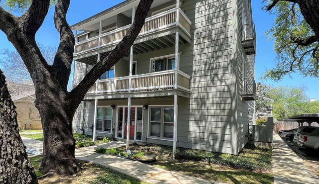 The Oaks - A RE Solutions XV Short Term Rental