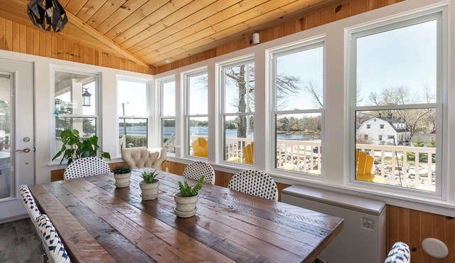 The Oaks Seaside Retreat