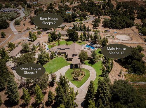 The Oaktree Estate by Fieldtrip 7 Acre Private Resort with Lake Pool Vineyard