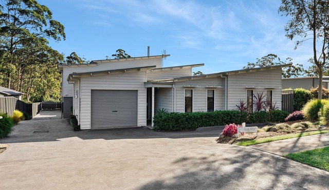 The Oasis of Calm by Experience Jervis Bay