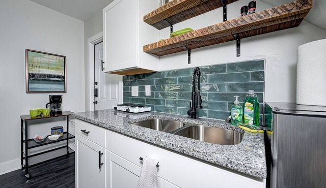 The Oasis Studio - Fountain Square