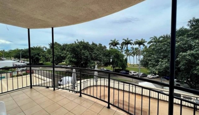 The Ocean Front Strand u15