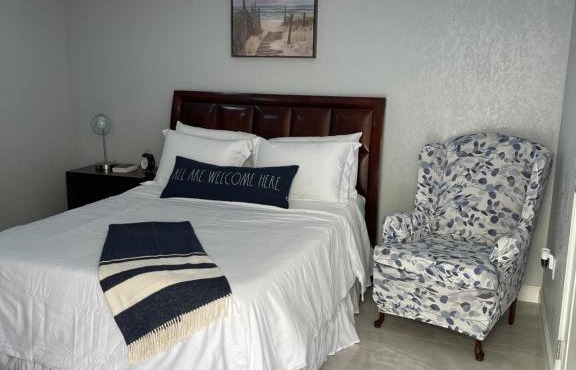 THE OCEAN PALMS SUITE