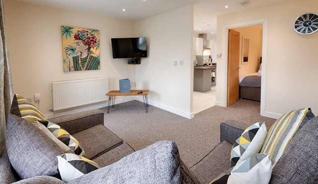 The Old Bakery- TV in Every Bedroom!