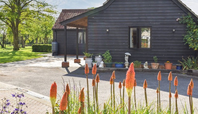 THE OLD CARTLODGE, family friendly, with a garden in Castle Hedingham