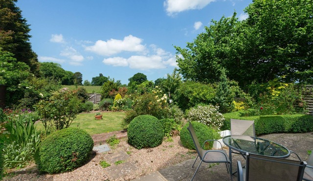 The Old Coach House near Canterbury. Pets welcome. No children under 12.