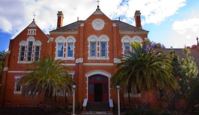 The Old Convent St Arnaud