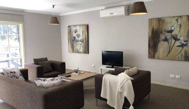 The old Coolstore - Jonathon Apartment