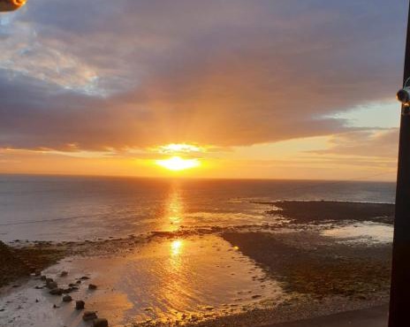 The Old Cornstore a beautiful Suite overlooking the sea